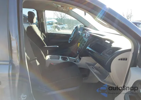 2016 Dodge Grand Caravan Sxt from USA, damaged, VIN 2C4RDGCG5GR318645